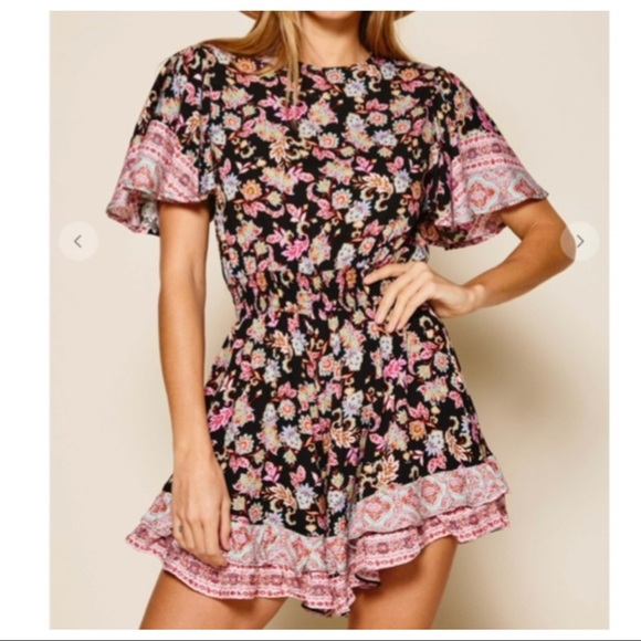Boho Chic Trendy Short Sleeves Floral Ruffle Romper - Picture 2 of 6